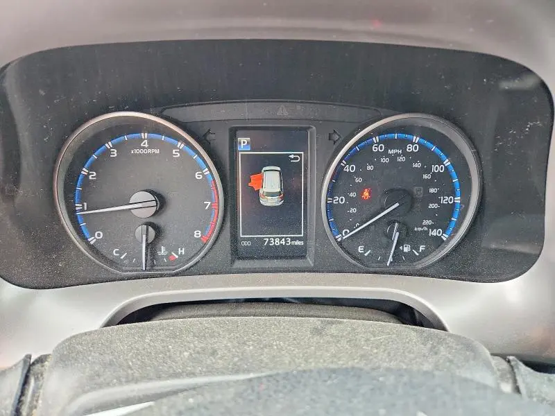 2018 TOYOTA RAV4 LE  