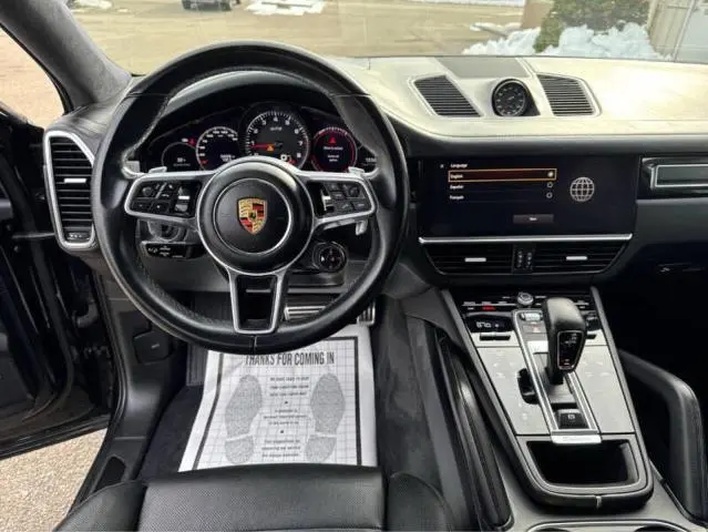 2022 PORSCHE CAYENNE GTS COUPE  