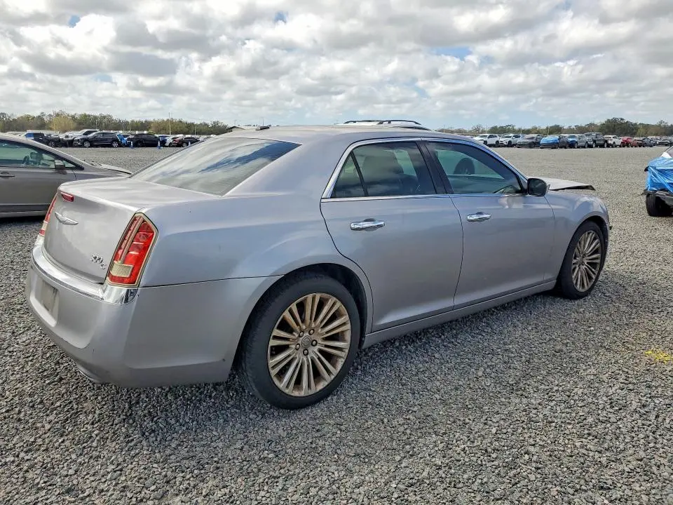 2014 CHRYSLER 300C   