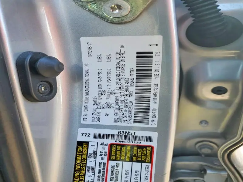 2017 TOYOTA TACOMA SR  