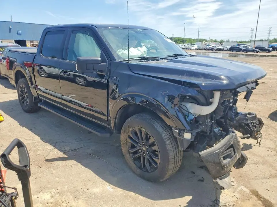 2024 FORD F150 XLT  
