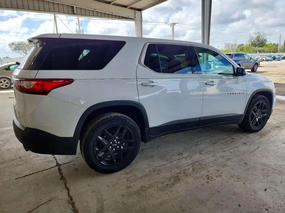 2019 CHEVROLET TRAVERSE LS  