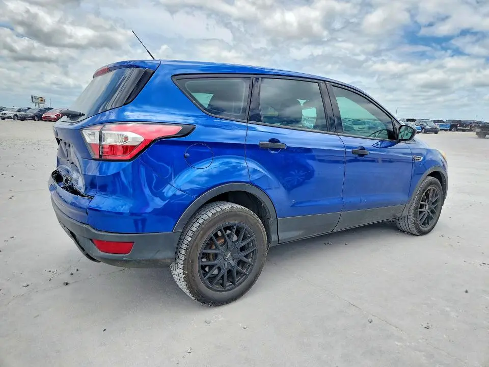 2017 FORD ESCAPE S  