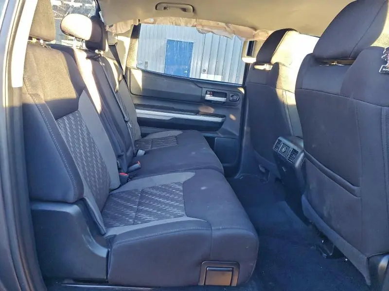 2020 TOYOTA TUNDRA CREWMAX SR5  