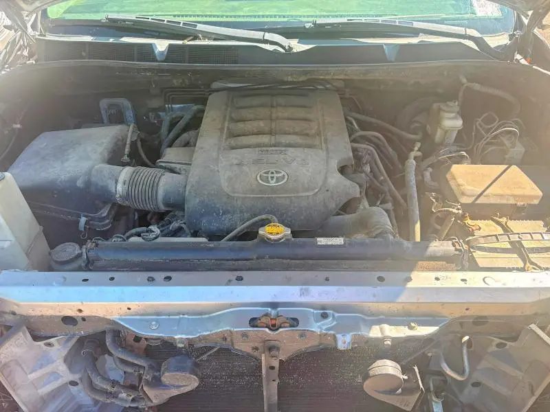 2011 TOYOTA TUNDRA DOUBLE CAB SR5  