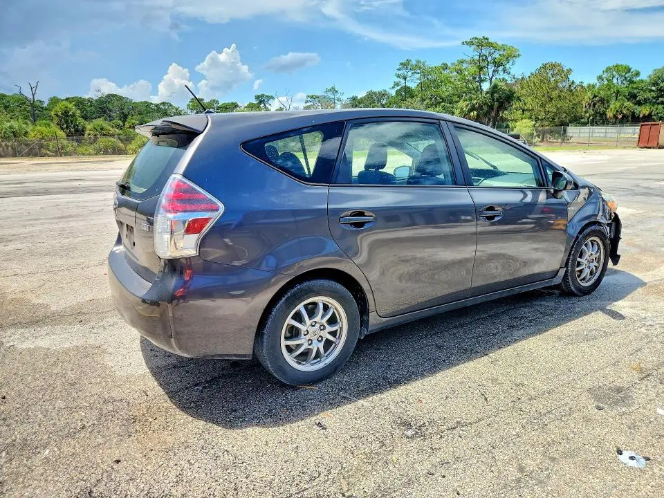 2016 TOYOTA PRIUS V TWO  