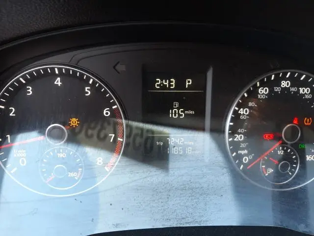 2013 VOLKSWAGEN PASSAT S