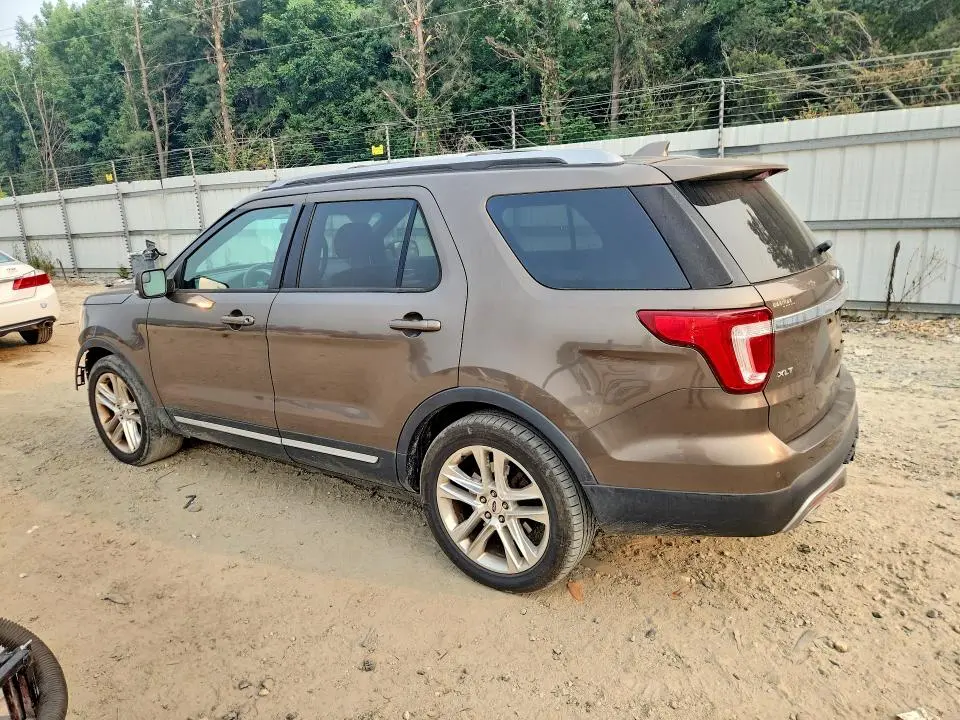 2016 FORD EXPLORER XLT  