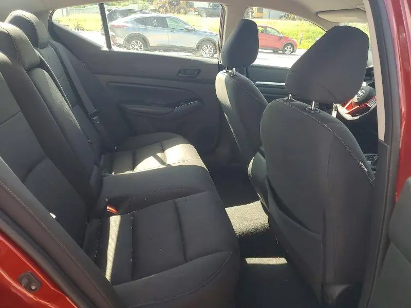2023 NISSAN ALTIMA SV  