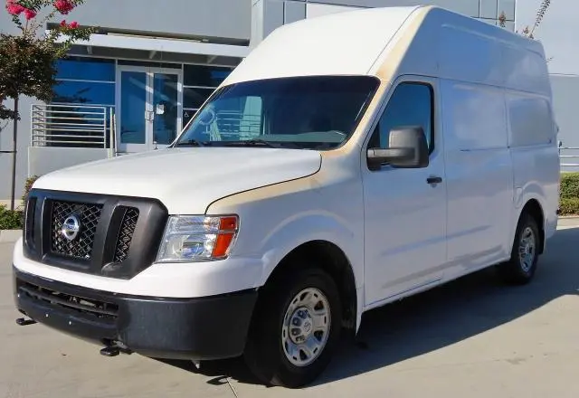 2021 NISSAN NV 2500 HD SV  