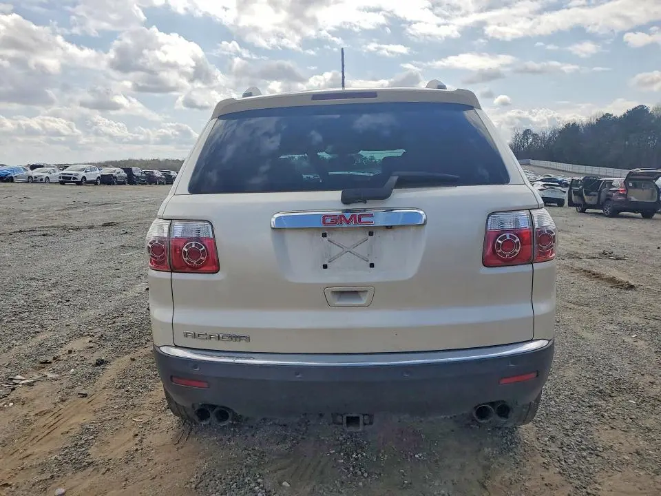 2010 GMC ACADIA SLT-2  