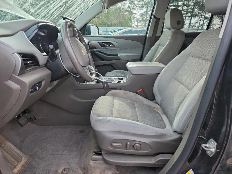 2020 CHEVROLET TRAVERSE LT  