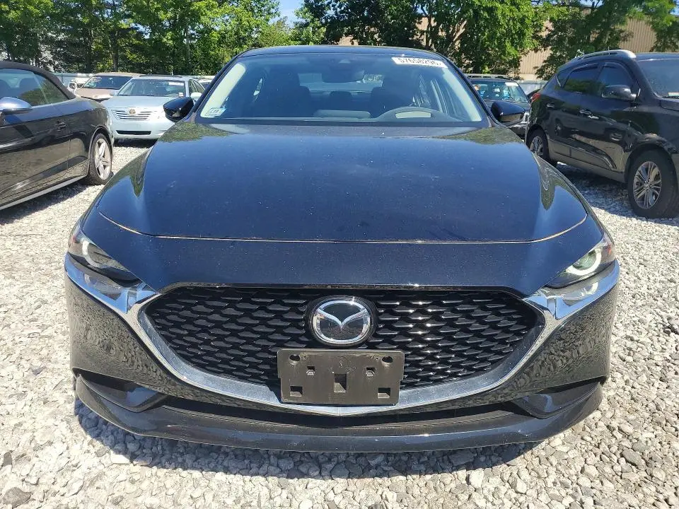 2019 MAZDA 3 PREMIUM  