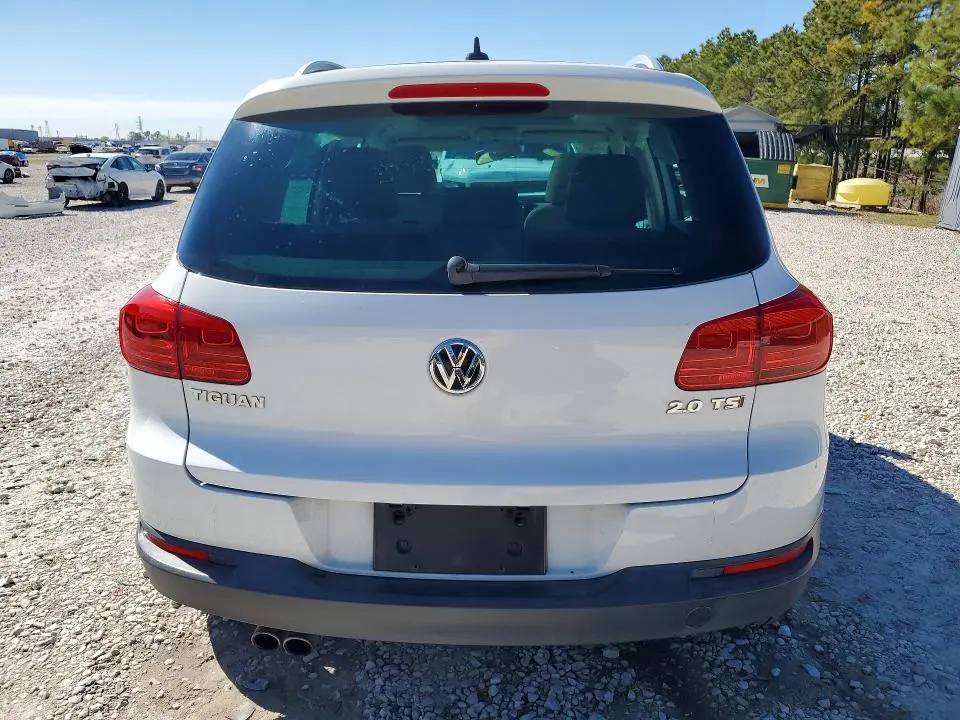 2015 VOLKSWAGEN TIGUAN S  