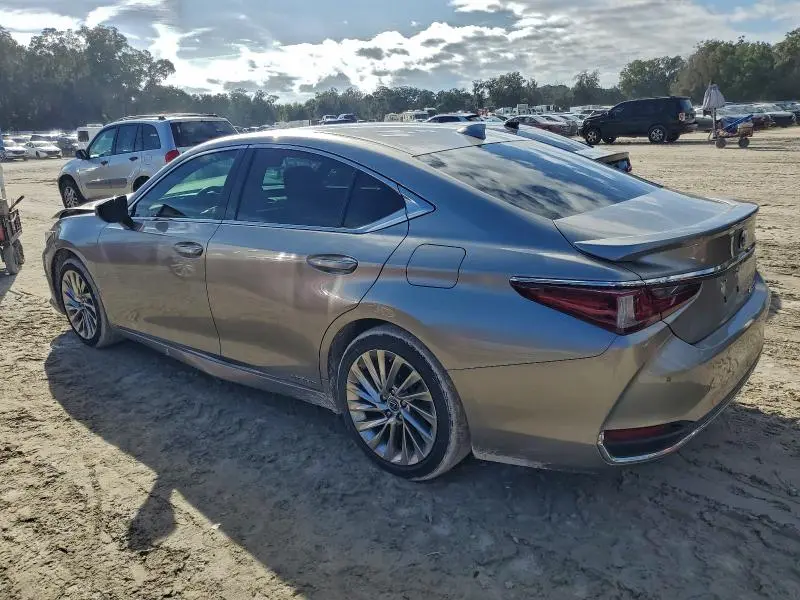 2021 LEXUS ES 300H ULTRA LUXURY  