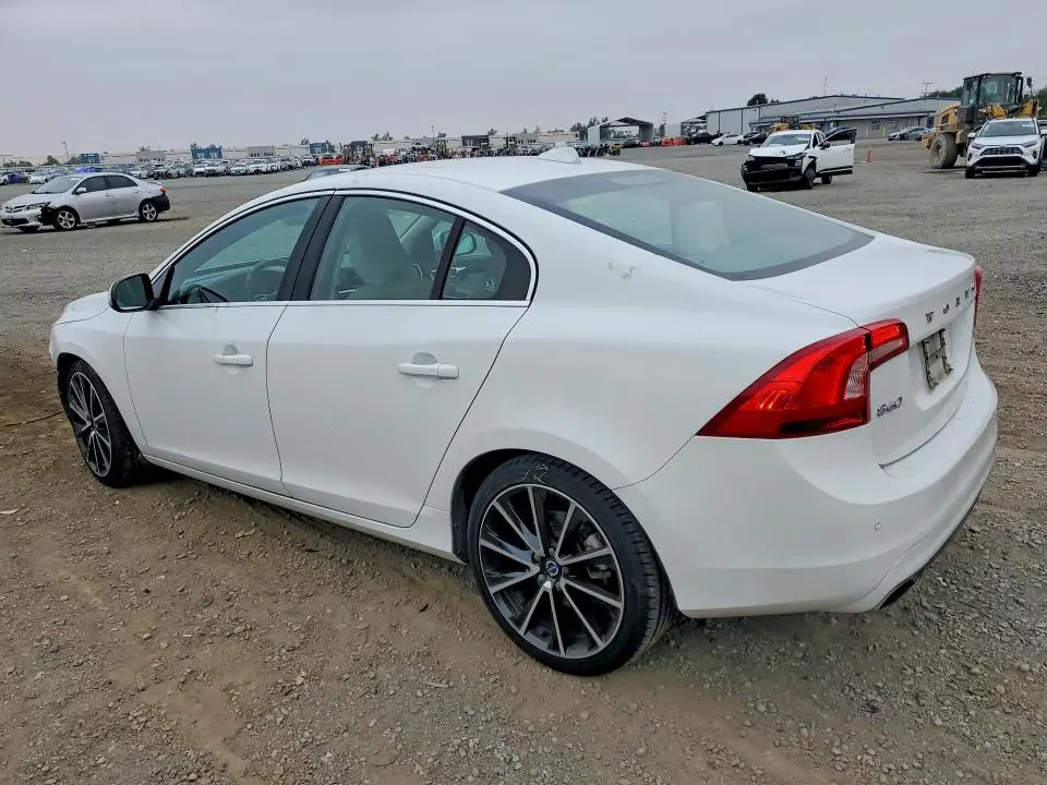 2016 VOLVO S60 PREMIER  