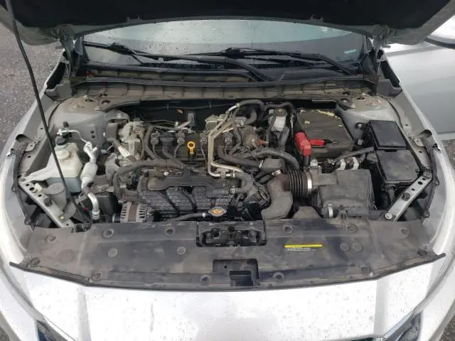 2021 NISSAN ALTIMA SV  