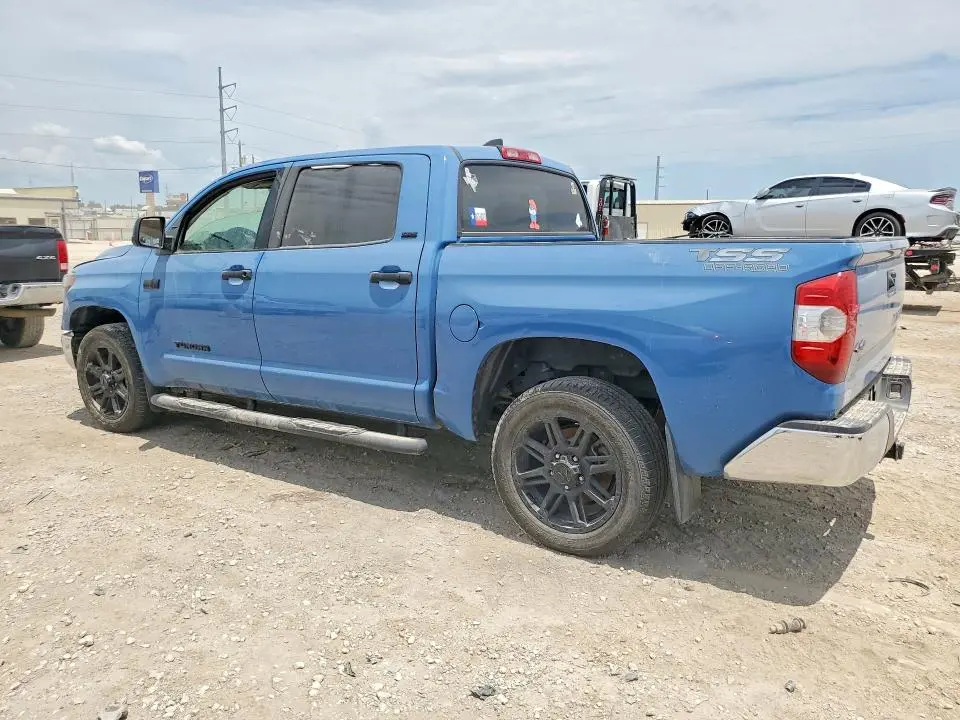 2020 TOYOTA TUNDRA SR5  