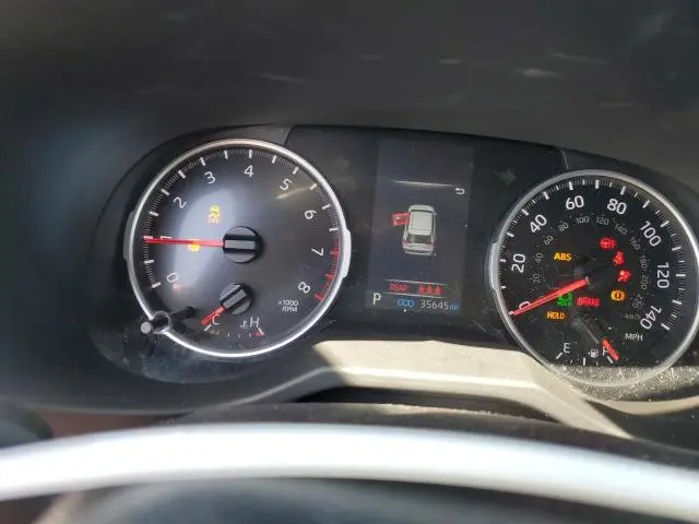 2022 TOYOTA RAV4 LE  