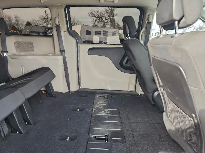 2019 DODGE GRAND CARAVAN SE  