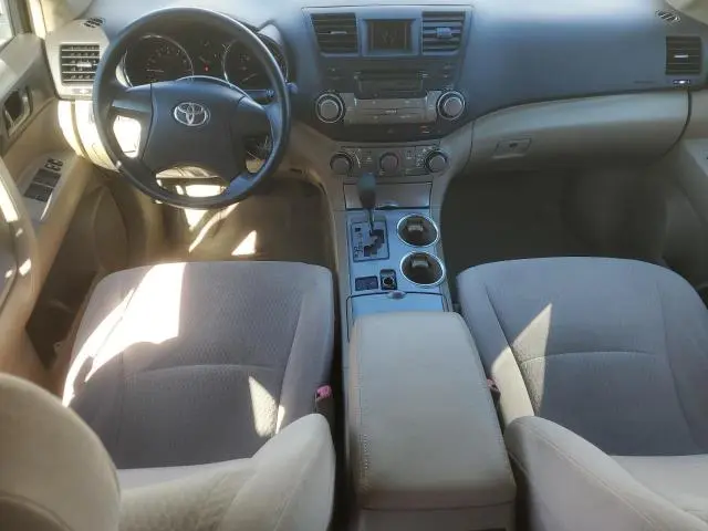 2010 TOYOTA HIGHLANDER   