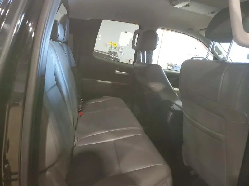 2013 TOYOTA TUNDRA LIMITED V8  