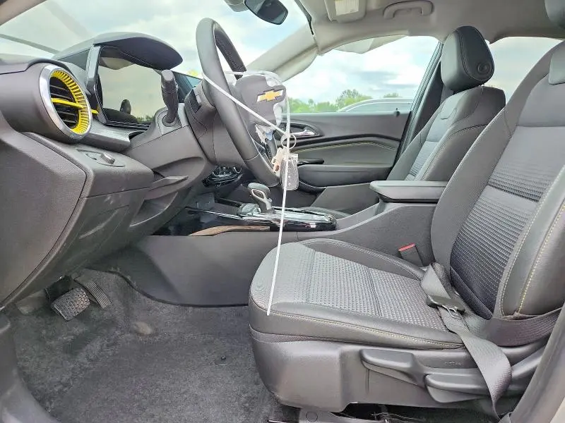 2025 CHEVROLET TRAX 1LT  
