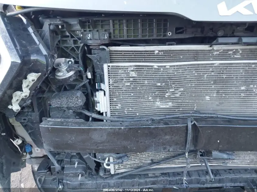 2023 KIA SPORTAGE X-PRO