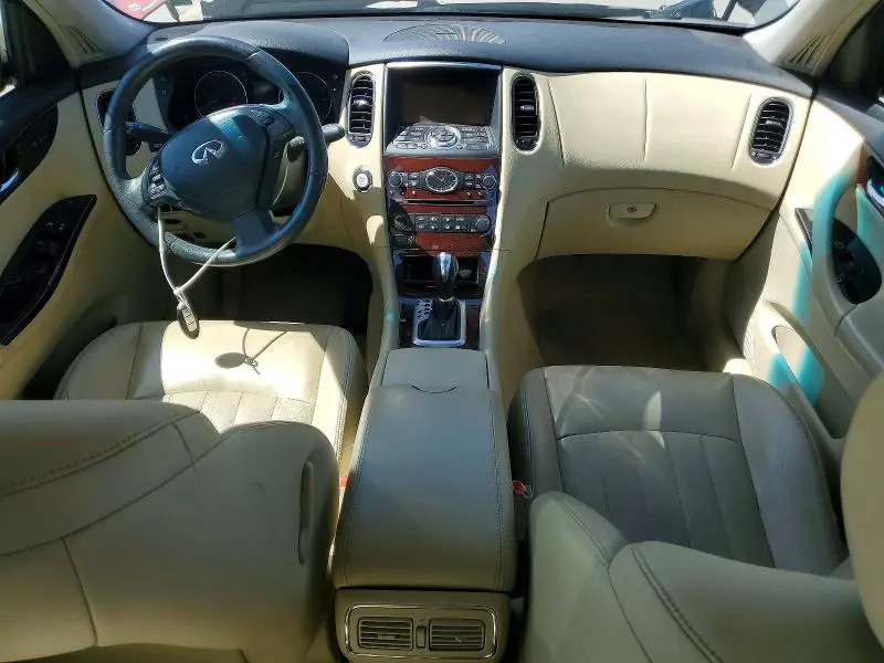 2016 INFINITI QX50 BASE  
