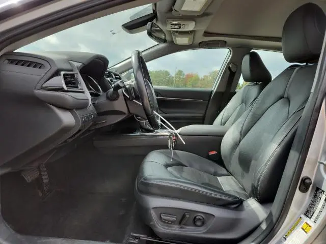 2019 TOYOTA CAMRY XSE  