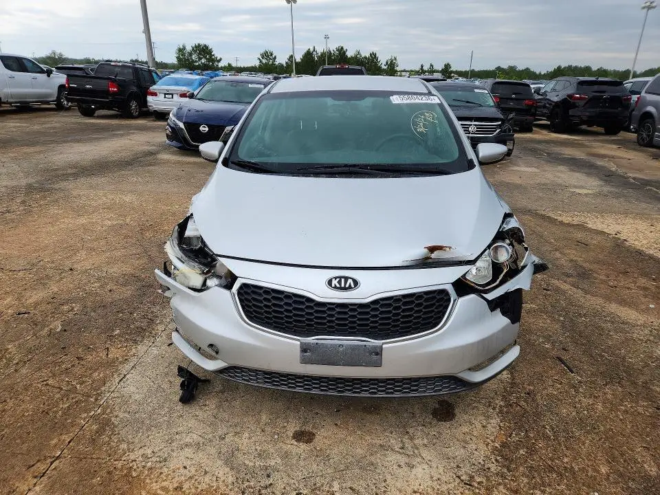 2015 KIA FORTE LX  