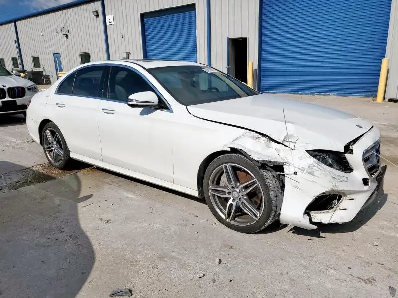 2017 MERCEDES-BENZ E 300  