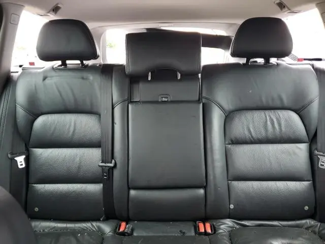 2012 VOLVO XC70 3.2  