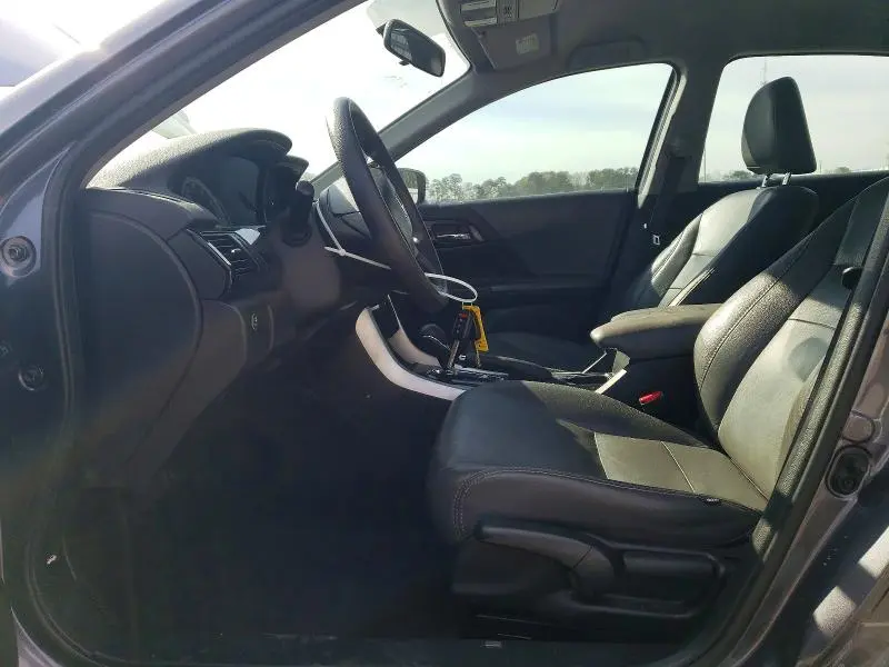 2017 HONDA ACCORD LX  