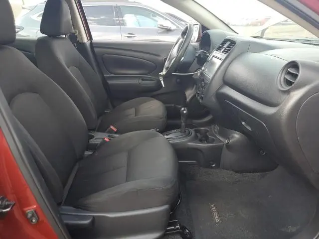 2019 NISSAN VERSA S  
