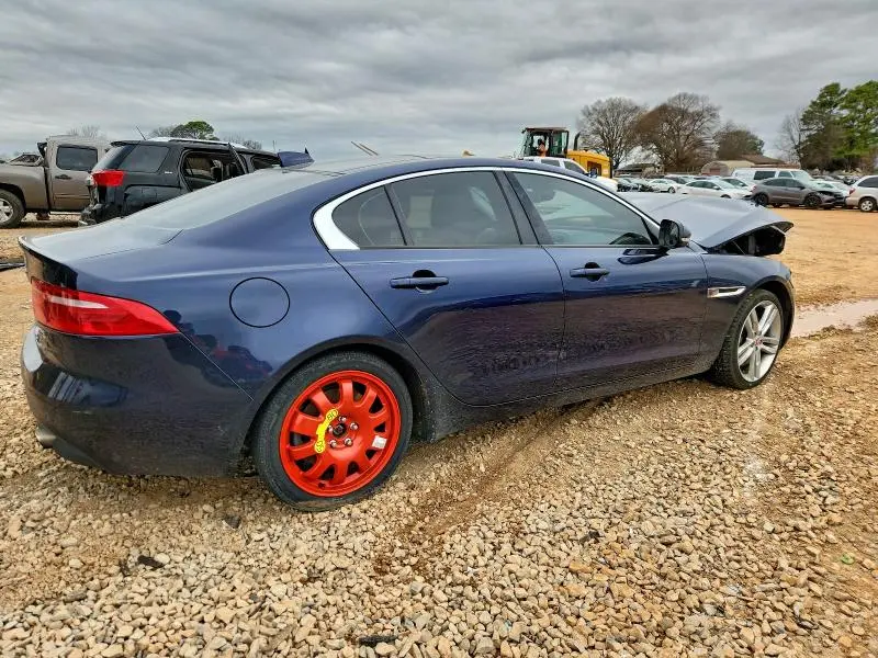 2017 JAGUAR XE PREMIUM  