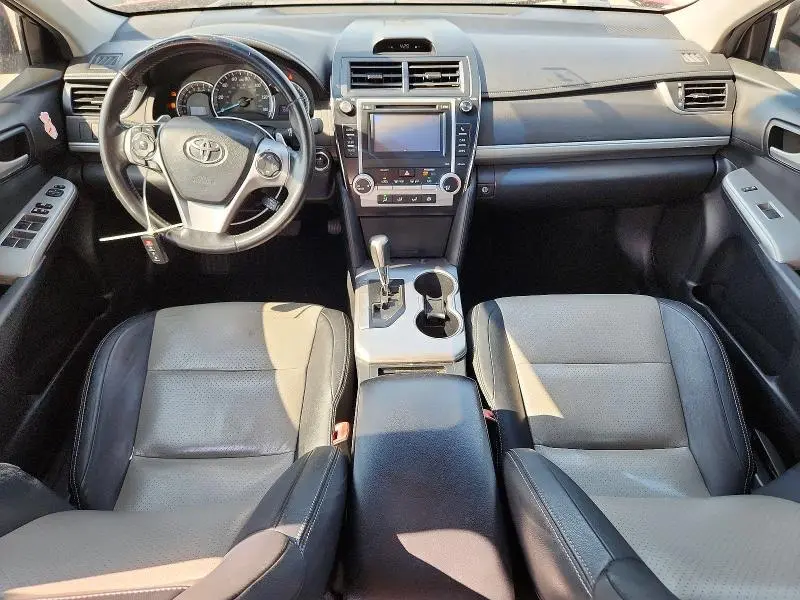 2013 TOYOTA CAMRY SE  
