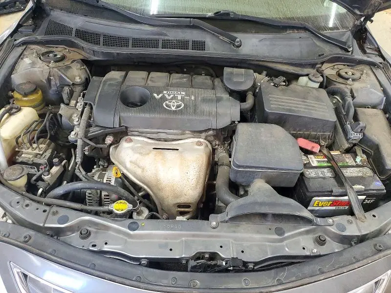 2010 TOYOTA CAMRY LE  