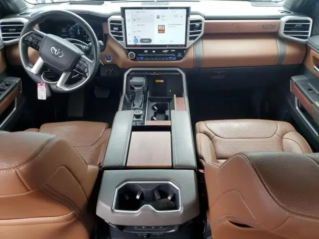 2024 TOYOTA TUNDRA CREWMAX PLATINUM  