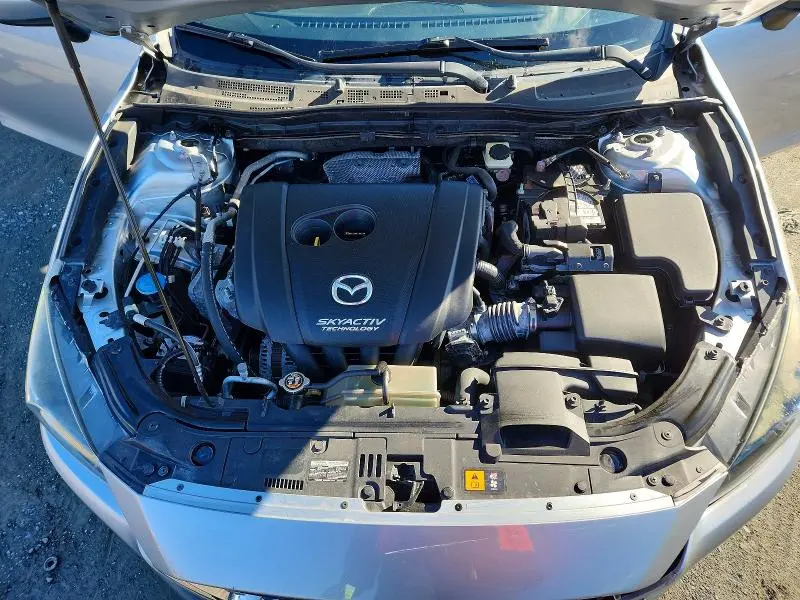 2017 MAZDA 3 TOURING  