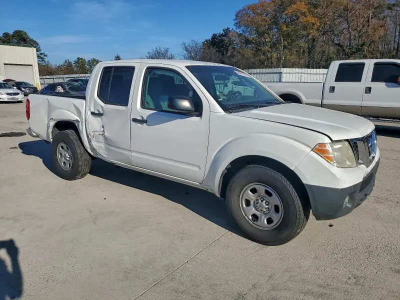 2011 NISSAN FRONTIER S  