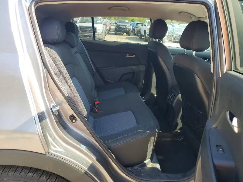 2015 KIA SPORTAGE LX  