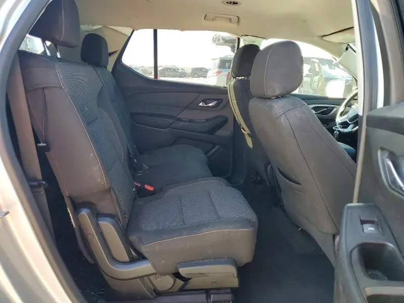 2019 CHEVROLET TRAVERSE LS  