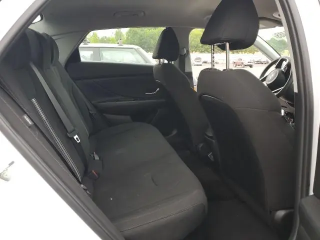 2024 HYUNDAI ELANTRA BLUE