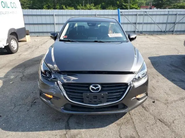 2017 MAZDA 3 TOURING  