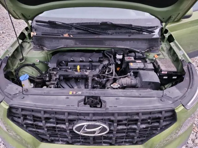 2022 HYUNDAI VENUE SE  