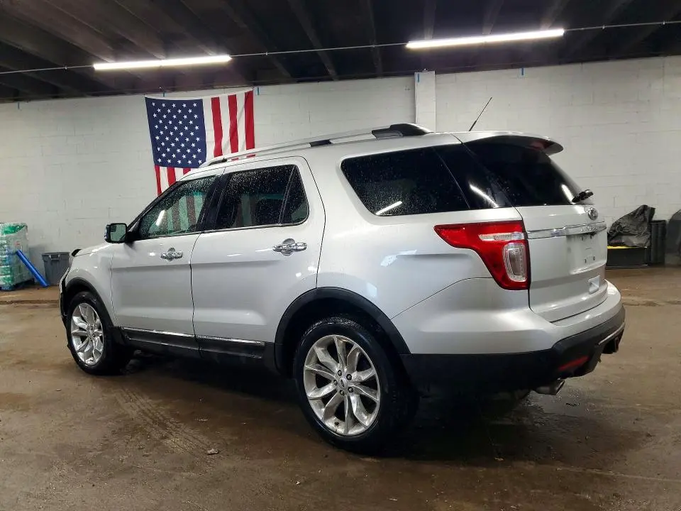 2013 FORD EXPLORER XLT  