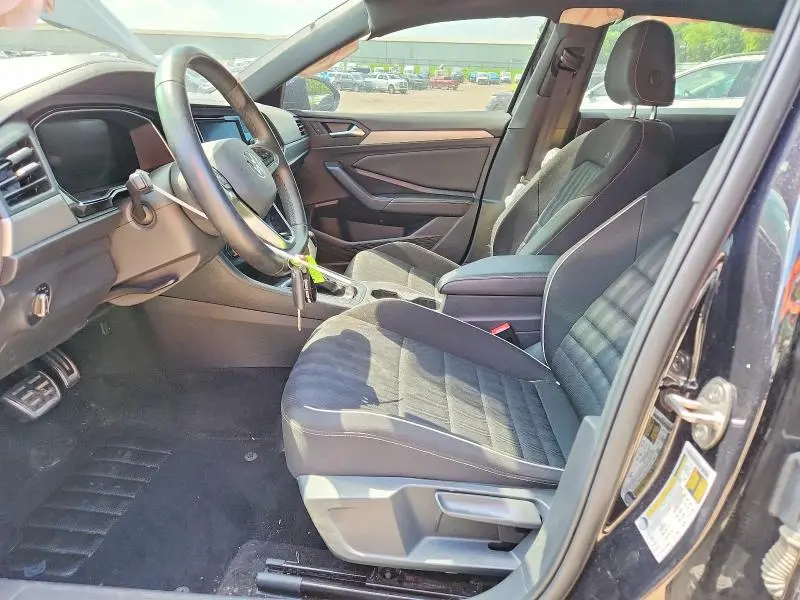 2023 VOLKSWAGEN JETTA SPORT  
