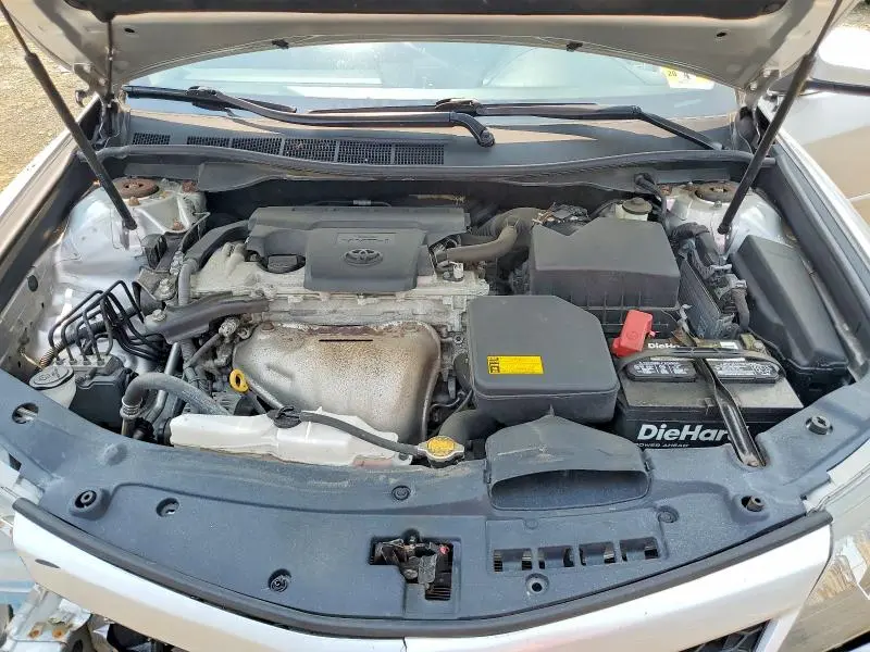 2014 TOYOTA CAMRY SE  