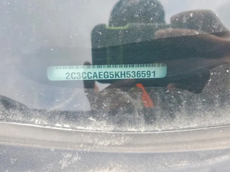 2019 CHRYSLER 300 LIMITED  